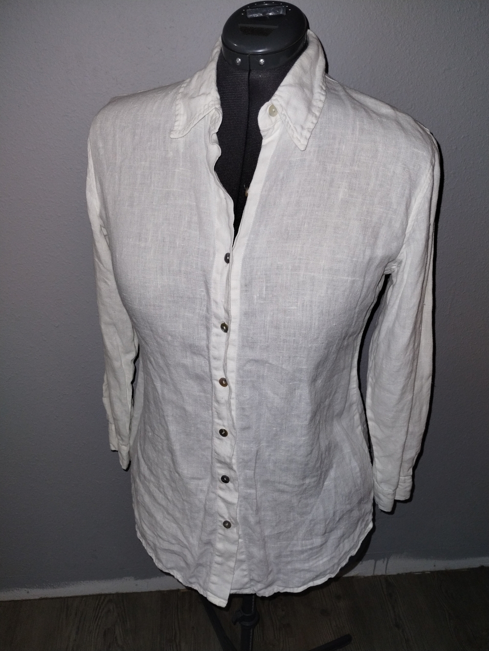 Chicos 100% Linen Button-Up Women's Size 1 Shirt